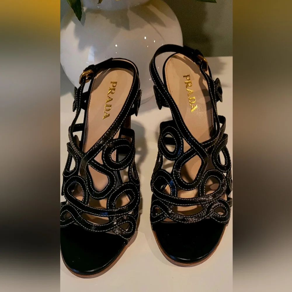 Shoes - Picture 2 of 3